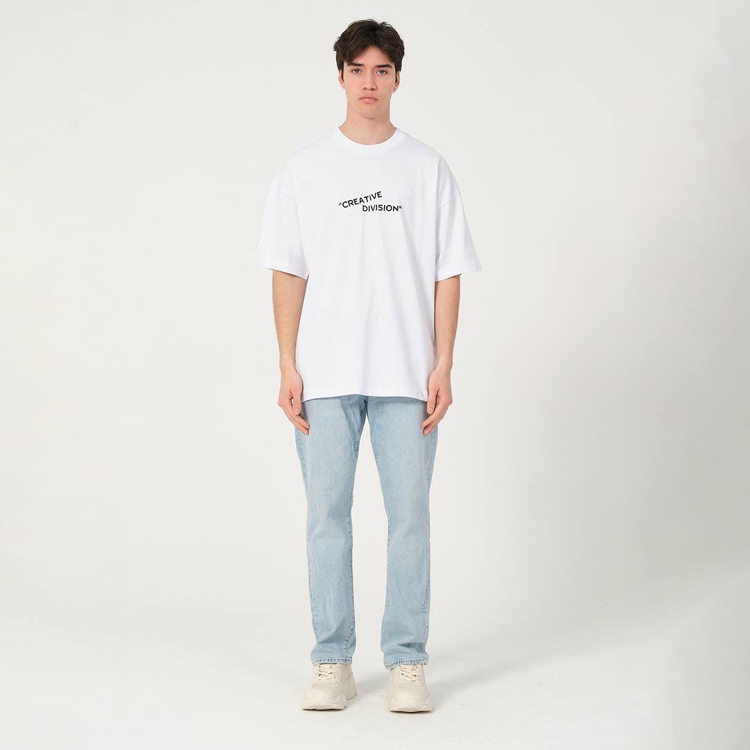 Creative Division Beyaz Oversize Tişört