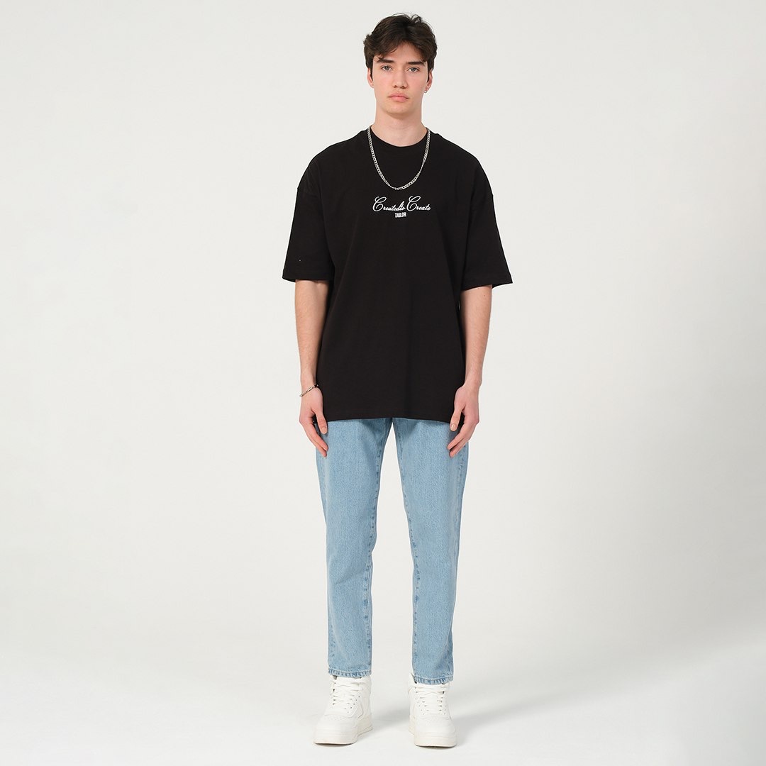 Yazı Nakışlı Oversize Siyah Tişört